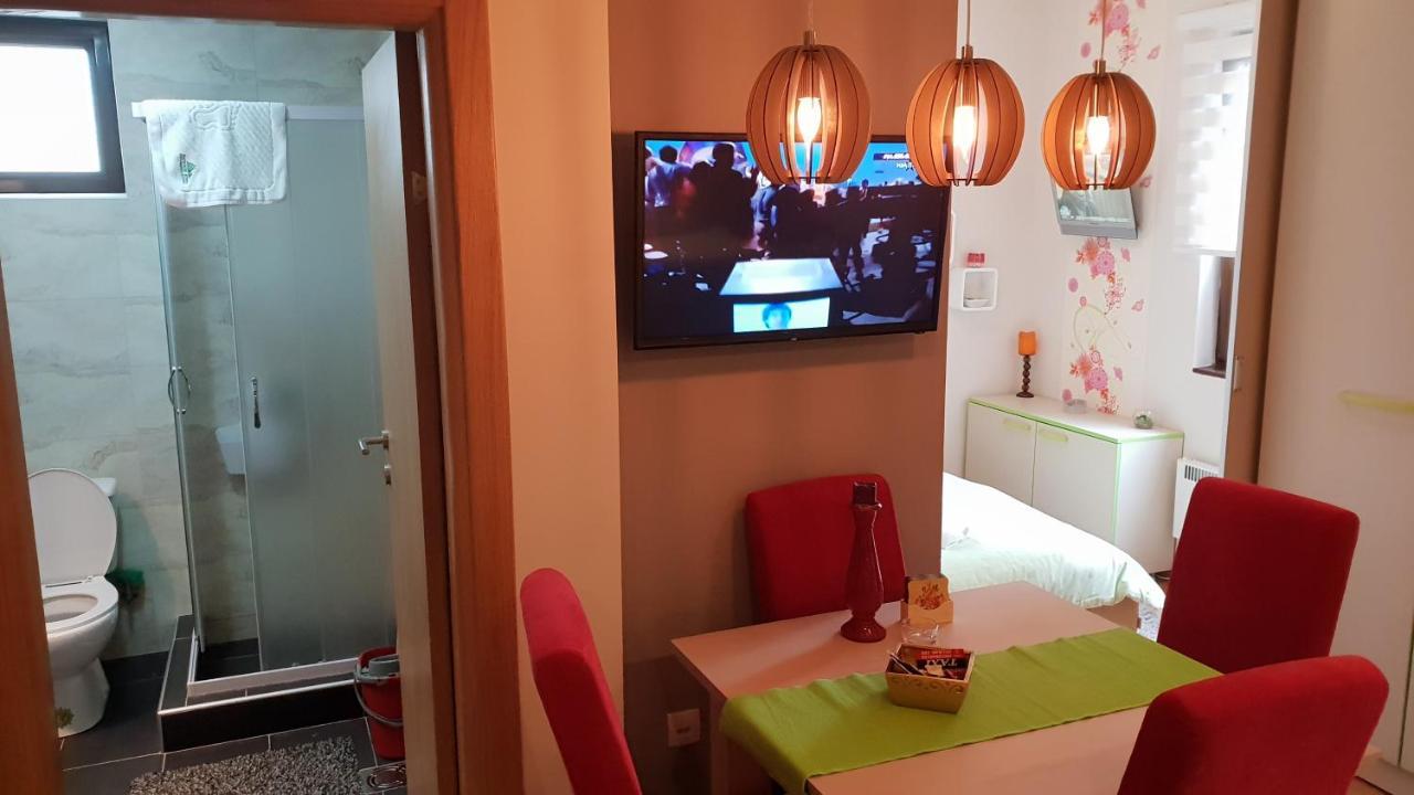 Apartman Konak 23-4 ซลาตีบอร์ ภายนอก รูปภาพ